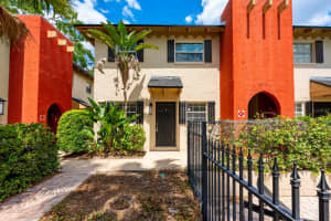 2501 E Central Blvd #9, ORLANDO