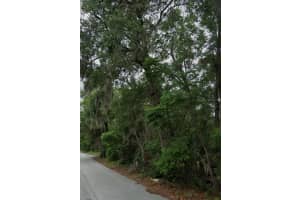 Kentucky Ave, DELTONA