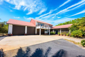 8515 Bay Lake Rd, GROVELAND