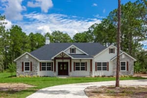 42368 W Cashew Ct, EUSTIS