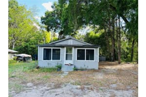 1741 State Road 20, HAWTHORNE