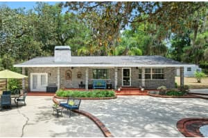 1090 Braddock Rd, DELTONA