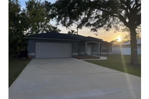 10 Pinetree Dr, PALM COAST