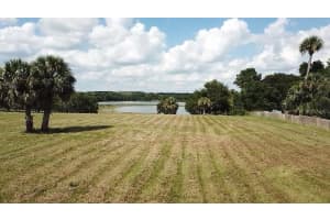 17400 Cooley Rd, UMATILLA