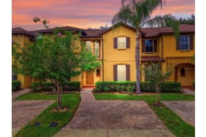 3725 Calabria Ave, DAVENPORT