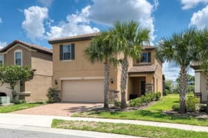 5533 Misty Oak Cir, DAVENPORT