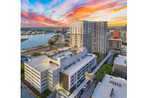 601 N 12th St N #b4, TAMPA