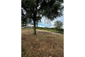2713 Newmark Dr, DELTONA