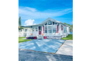 107 Kove Blvd, OSTEEN