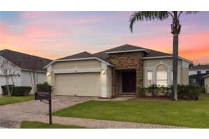 236 Lancaster Dr, DAVENPORT