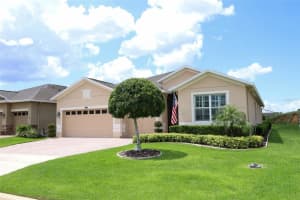 3574 La Jolla Dr, CLERMONT