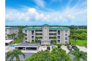 426 Bouchelle Dr #202, NEW SMYRNA BEACH