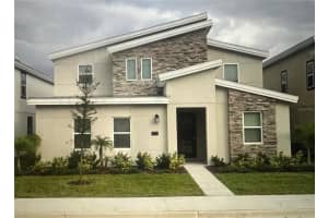 1201 Challenge Dr, DAVENPORT