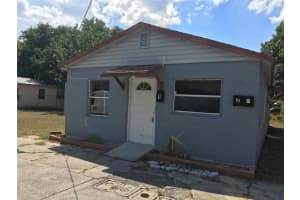 131 B St, LAKE WALES
