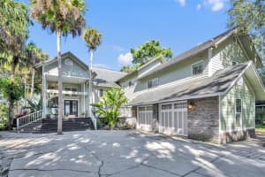 419 Whitcomb Dr, GENEVA