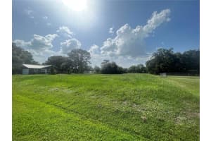 308 Spring Lake Blvd, SEBRING