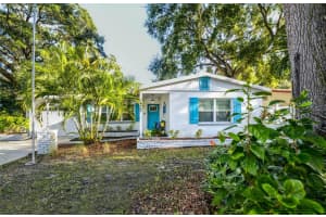 2472 Whitman St, CLEARWATER