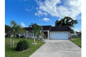 1025 Sullivan St, DELTONA