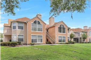 698 Roaring Dr #382, ALTAMONTE SPRINGS