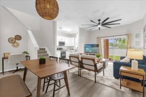 2020 Calabria Ave, DAVENPORT