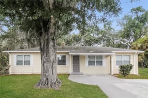 1308 S Locust Ave, SANFORD