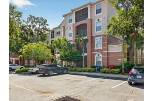 1353 Venezia Ct #205, DAVENPORT