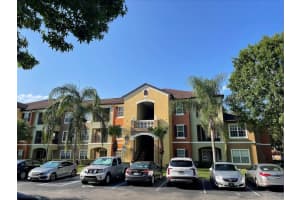 738 Crest Pines Dr #727, ORLANDO