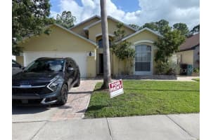 554 Eagle Pointe S, KISSIMMEE