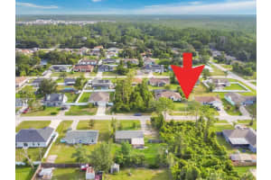 3805 Pinehurst St, DELTONA