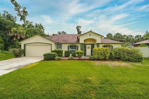2407 Pine Tree Dr, EDGEWATER