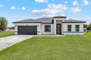 324 Marion Oaks Trl, OCALA