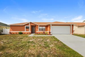 68 Bolton Ct, KISSIMMEE