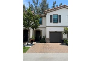 1006 Sweet Briar Ln, RIVIERA BEACH
