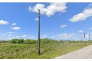 454 Cheshire Ct, LABELLE