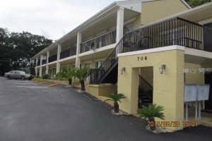 706 W Dixie Ave #14, LEESBURG
