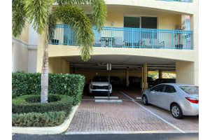 , HALLANDALE BEACH
