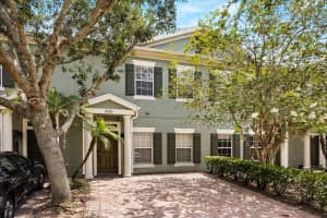 2462 Caravelle Cir, KISSIMMEE