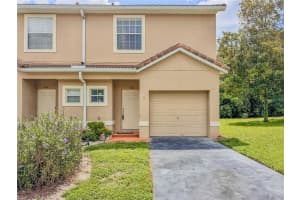 1108 N Fairway Dr, APOPKA