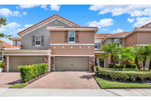 5637 Siracusa Lane, SANFORD