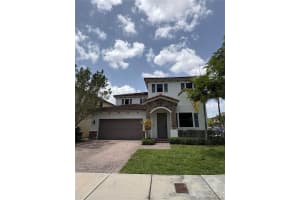 3501 W 92 Pl, HIALEAH