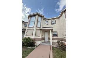 216 Dawn Ct, KISSIMMEE