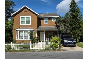 1777 N Orange St, MOUNT DORA