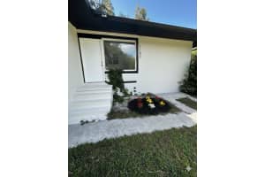 1152 Ne 9th St, OCALA