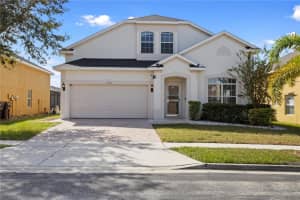 558 Cadiz Loop, DAVENPORT