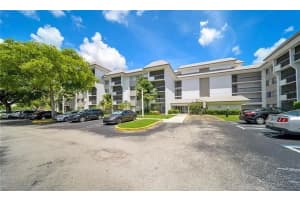 721 N Pine Island Rd #401, PLANTATION
