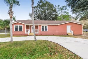 8002 Maloren St, RIVERVIEW