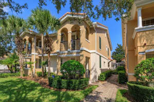 8427 Leatherleaf Ln, ORLANDO