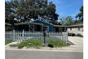 711 E 129th Ave, TAMPA