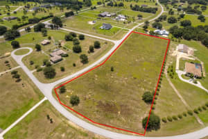 Groves Dr, GROVELAND