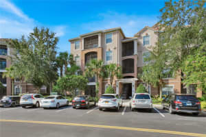 8304 Portofino Dr #101, DAVENPORT